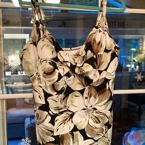 Tankini Darling Jaclyn Smith bathing suit. Size 26W/M. Botnical theme,